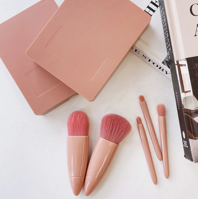 Your New Travel BFF:Makeup Brush Set